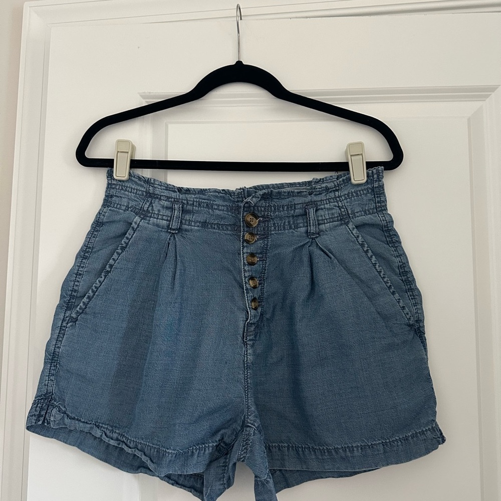 American Eagle High Waist Super Soft Chambray Short | size 8